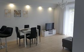 Apartament Z Tarasem W Centrum Kielc Z Prywatnym Parkingiem